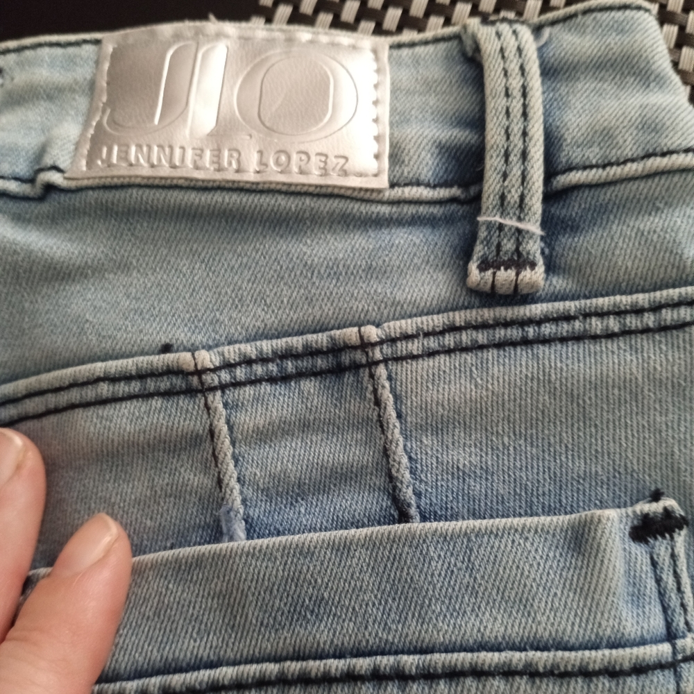 Jeans - Picture 5 of 5